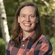 Headshot of Lyndsi Hughes